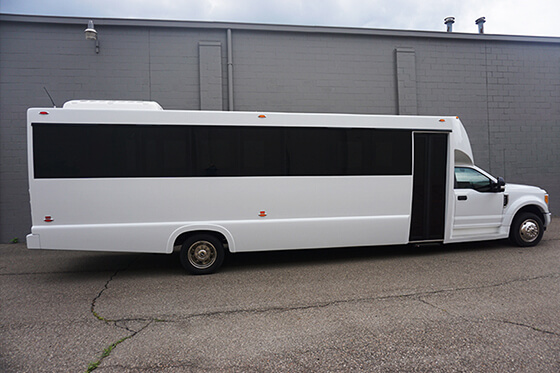 34-passenger party bus cleveland